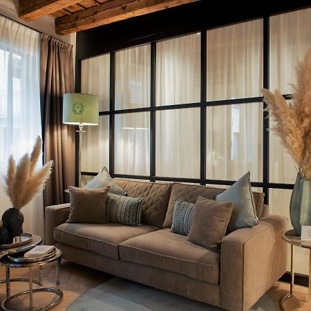 Elegance Room - Aparta & Suite - Automatized Apartment Bassano del Grappa Buitenkant foto