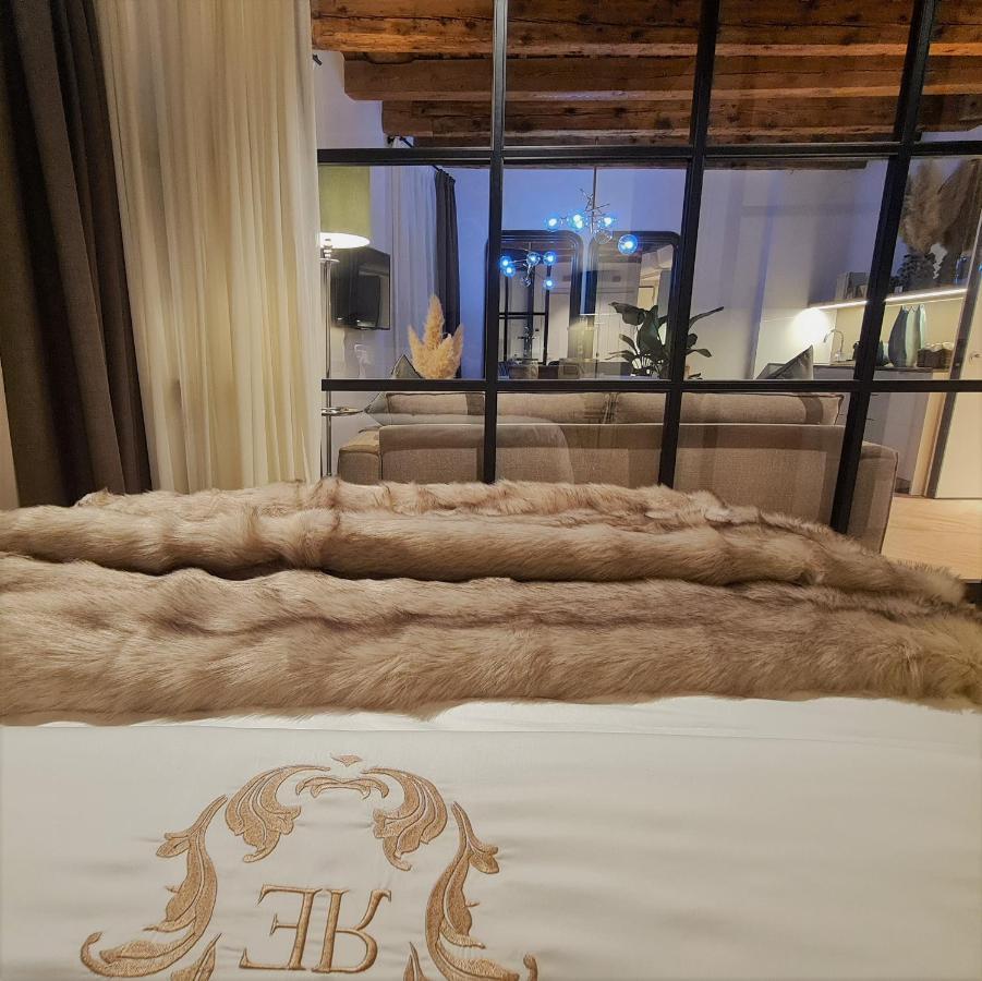 Elegance Room - Aparta & Suite - Automatized Apartment Bassano del Grappa Buitenkant foto