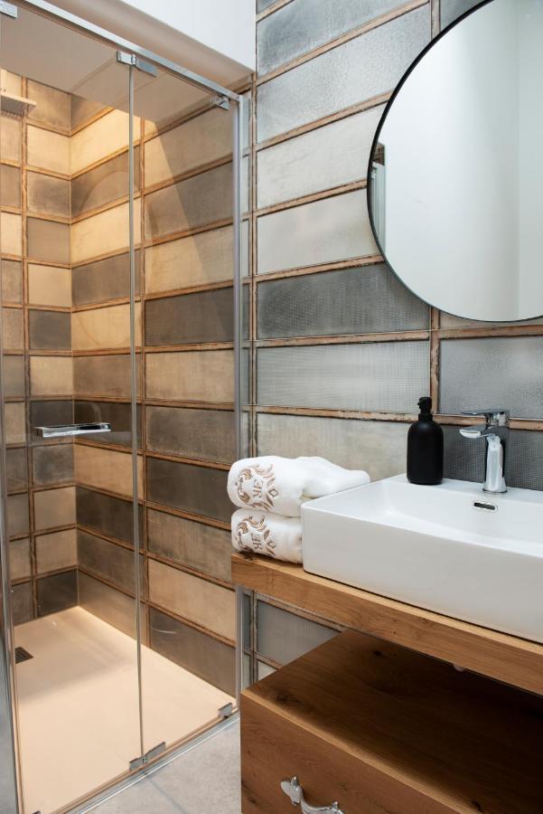 Elegance Room - Aparta & Suite - Automatized Apartment Bassano del Grappa Buitenkant foto
